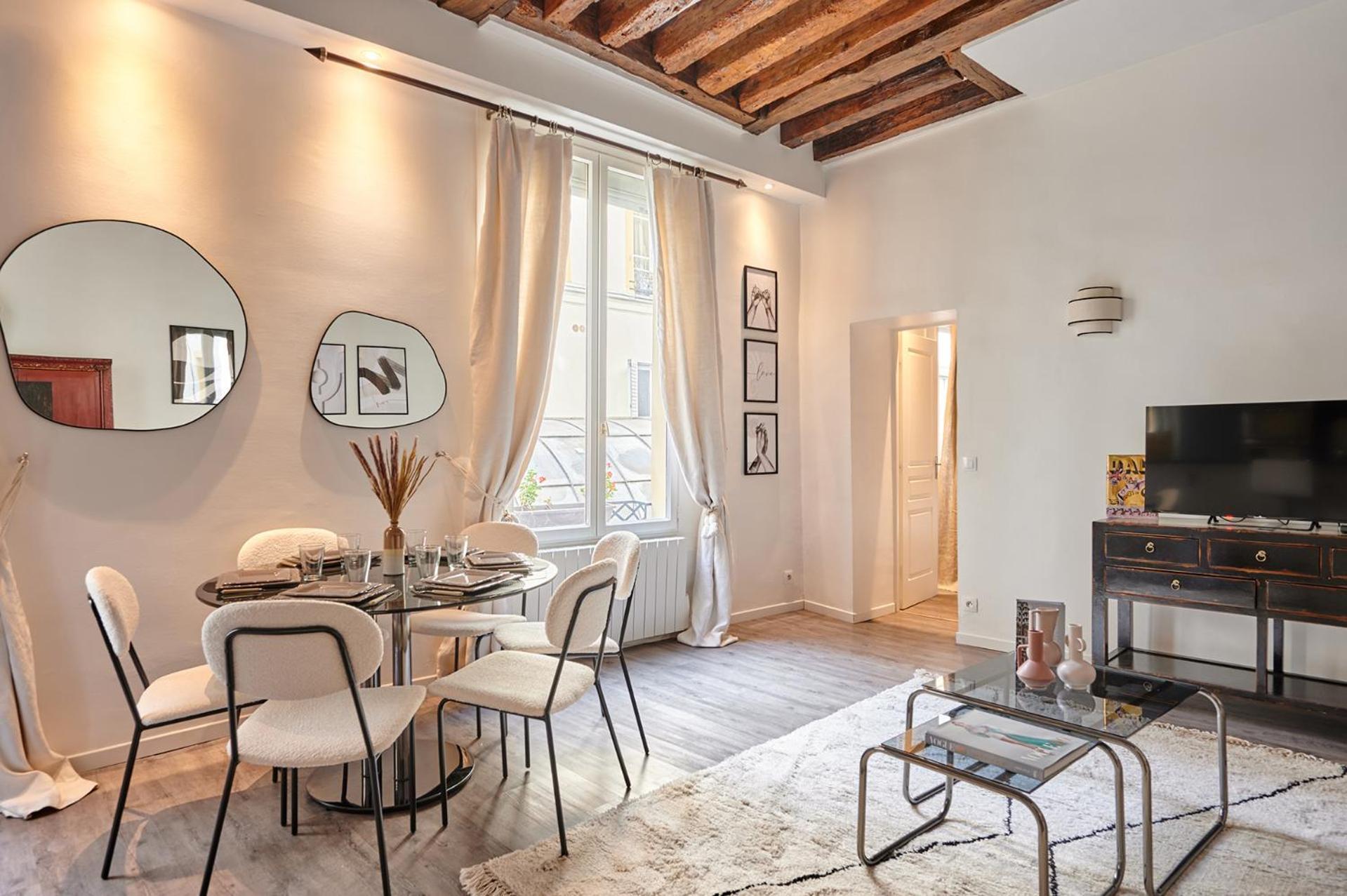 Apartment Center Of Paris By Studio Prestige Eksteriør billede