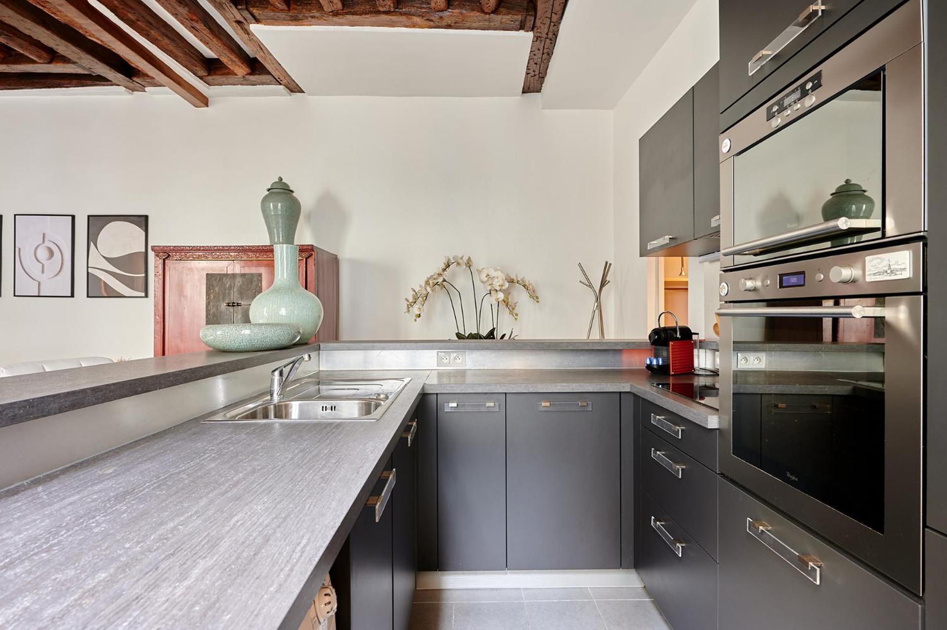 Apartment Center Of Paris By Studio Prestige Eksteriør billede